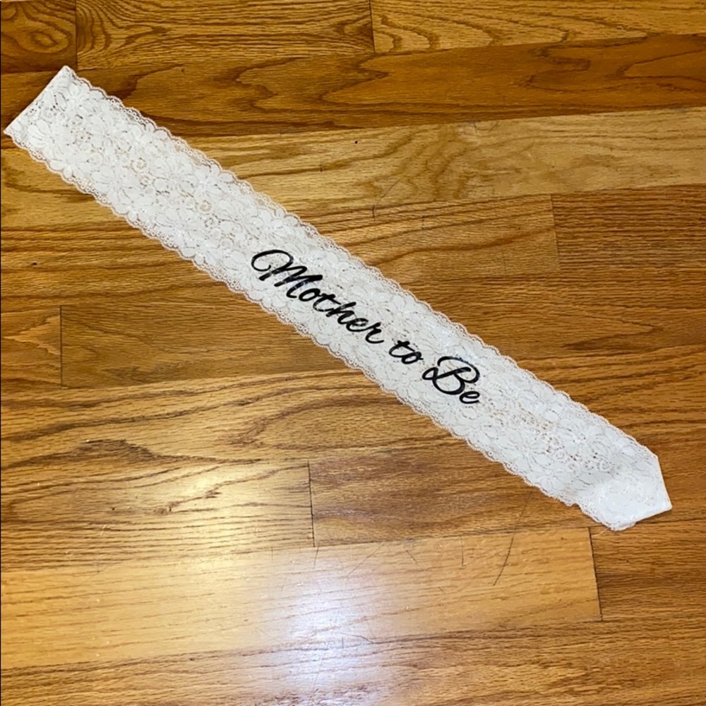 Mother to be sash